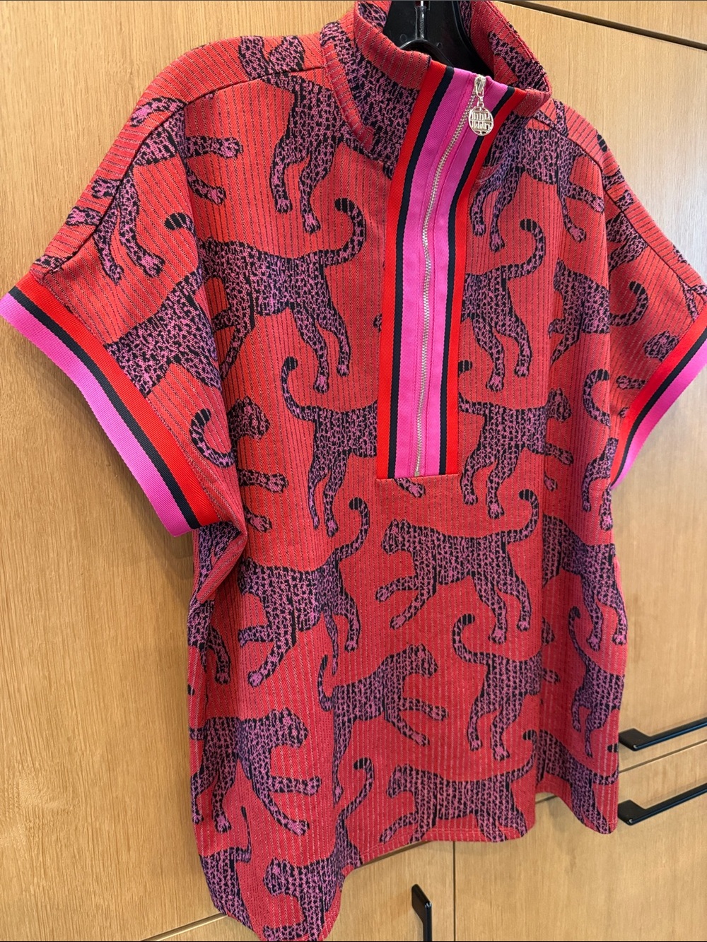 EMILY MCCARTHY Poppy Pullover- Leopard Jaguar Pullover Zippered Top Size Large - Picture 2 of 15